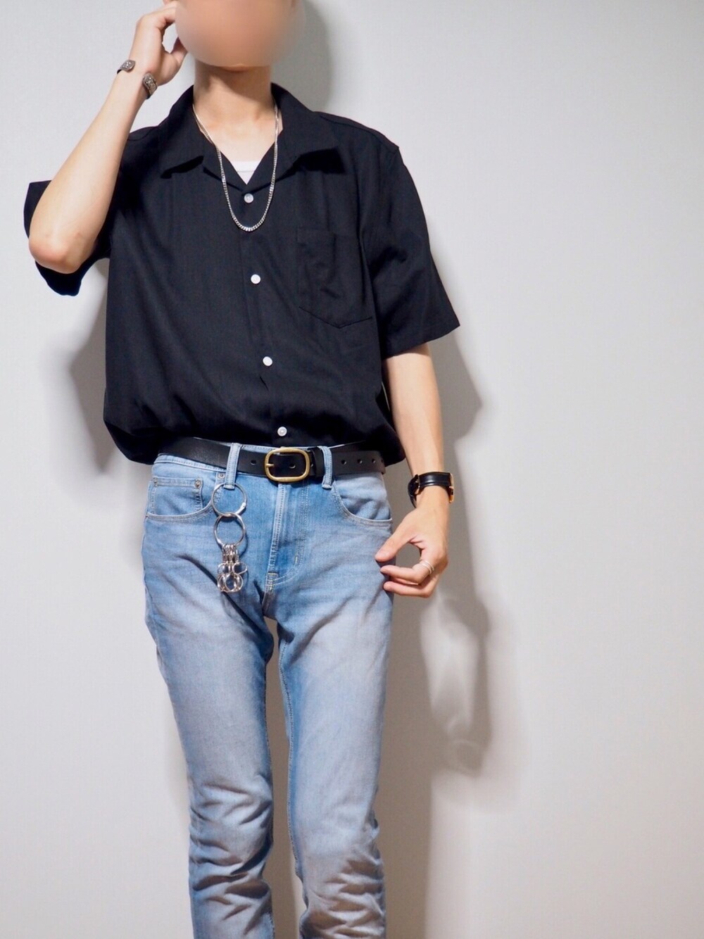 「ラフ、おしゃれさんと繋がりたい、夏コーデ、シンプル、タックイン、キレイめ、デニム、黒、いいね、save、フォローお願いします🤑」｜「EMMA CLOTHESの麻レーヨンオープンカラーシャツ 1/2 sleeve（シャツ/ブラウス、ブラック系）」を使った、たかしさん（メンズ・172cm）の夏コーディネートの1枚目の写真