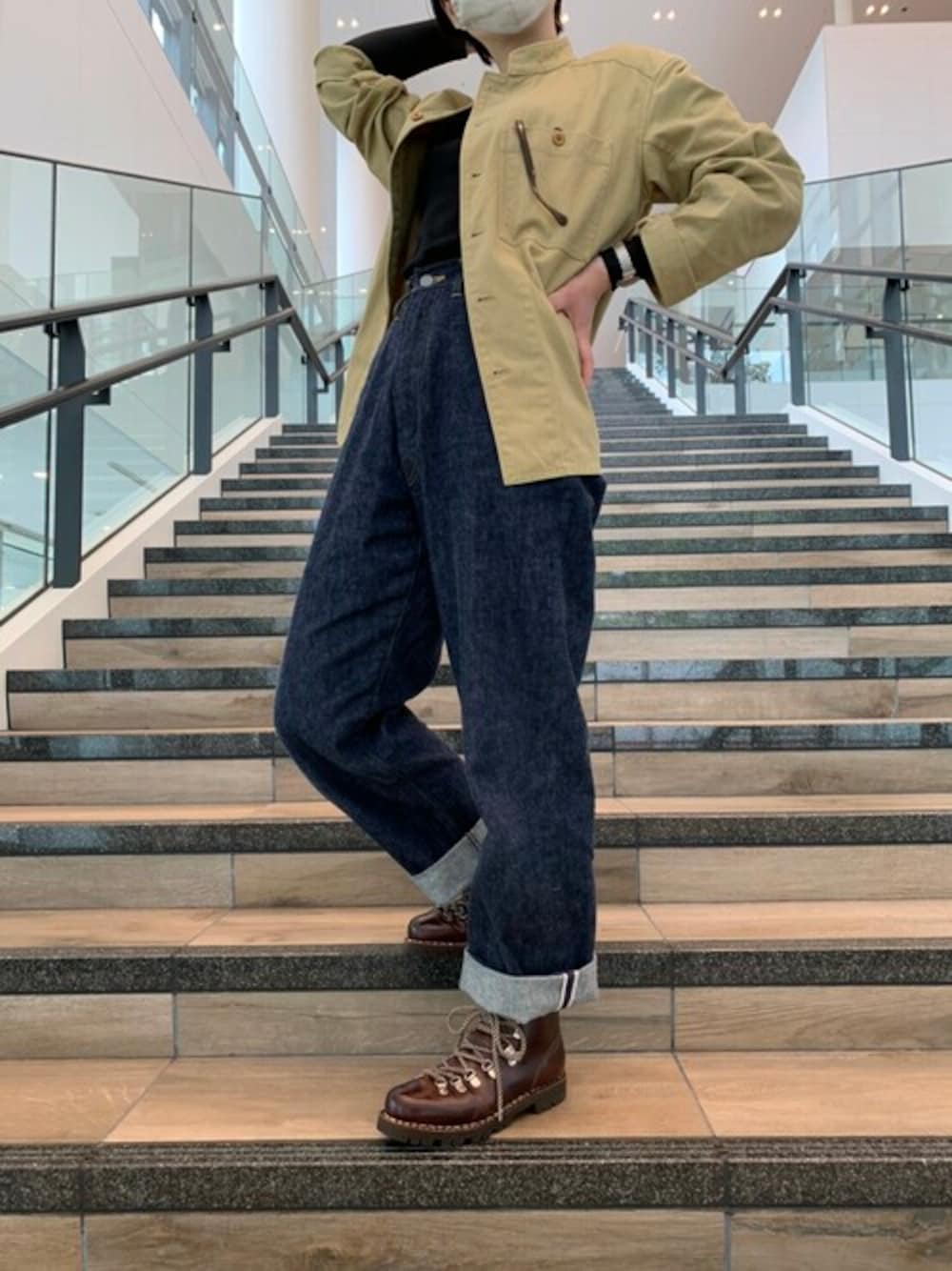 「パラブーツ、Paraboot、avoriaz」｜「ParabootのAVORIAZ / アヴォリアーズ（ブーツ、ブラウン系）」を使った、Paraboot_shop_staffさん（レディース・160cm）の夏コーディネートの1枚目の写真