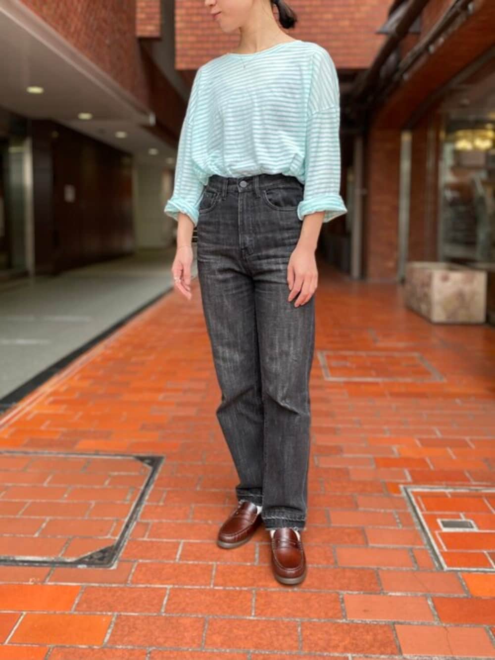 「パラブーツ、Paraboot、CORAUX F」｜「ParabootのCORAUX F / コロー エフ（ローファー、ブラウン系）」を使った、Paraboot_shop_staffさん（レディース・157cm）の秋コーディネートの1枚目の写真