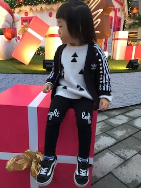 Hsuan Liさんのコーディネート
