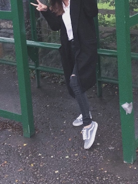 Roxanne Leeさんのコーディネート