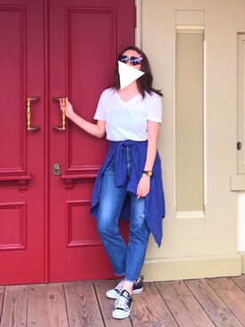 「SLY（スライ）のWOLT JW ANKLE SLIM-A（デニムパンツ）」を使った、N岡さん（レディース・165cm）の夏コーディネート