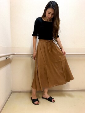 「Auntie Rosa Holiday（アンティローザホリデー）のアイテム（Tシャツ/カットソー）」を使った、みかさん（レディース・164cm）の夏コーディネート