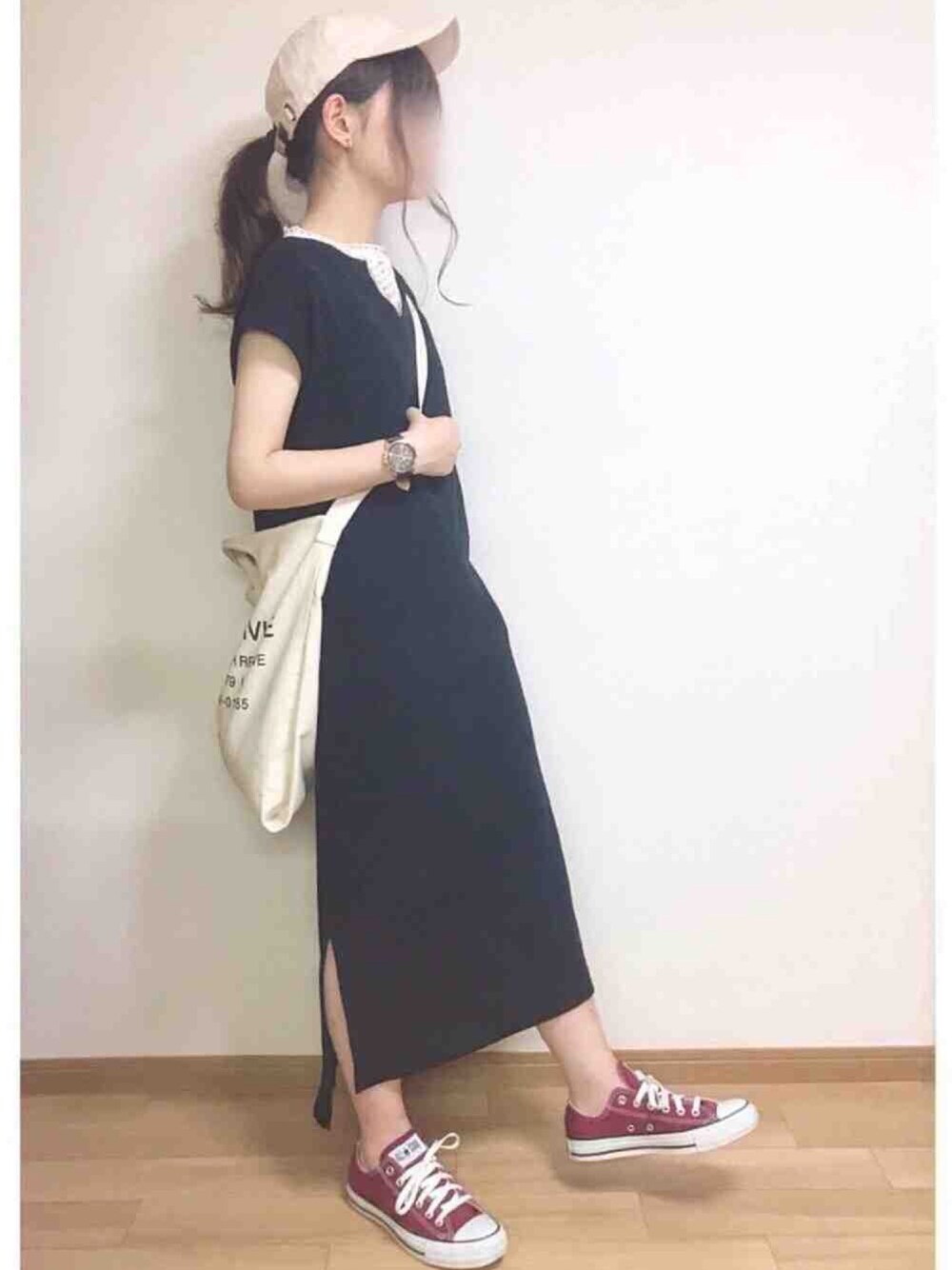 「夏コーデ、カジュアル、chacocloset、INTERFACTORY、QUEENHEAD、低身長、converse、スニーカー、キャップ」｜「Chaco closetのポケット付きサーマルスキッパーロングワンピース（ワンピース、ブラック系）」を使った、もも⋆*さん（レディース・155cm）の夏コーディネートの1枚目の写真