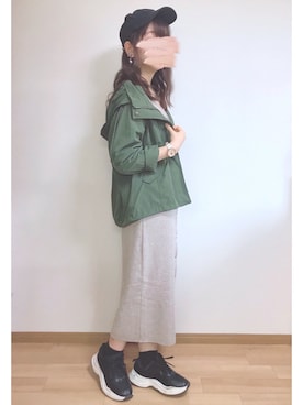「ニットワンピース」｜「アイテム（マウンテンパーカー）」を使った、もも⋆*さん（レディース・155cm）の秋コーディネート