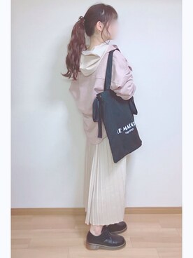 「MAYSON GREY（メイソングレイ）の【socolla】バックプリーツワンピース（ワンピース）」を使った、mocaさん（レディース・155cm）の春コーディネート