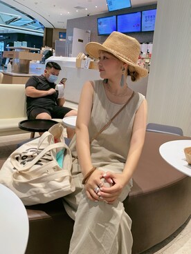 「TODAYFUL（トゥデイフル）のアイテム（サロペット/オーバーオール）」を使った、MoMoさん（レディース・164cm）の春コーディネート
