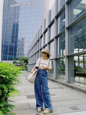 「休闲」｜「アイテム（オールインワン・サロペット）」を使った、MoMoさん（レディース・164cm）の秋コーディネート