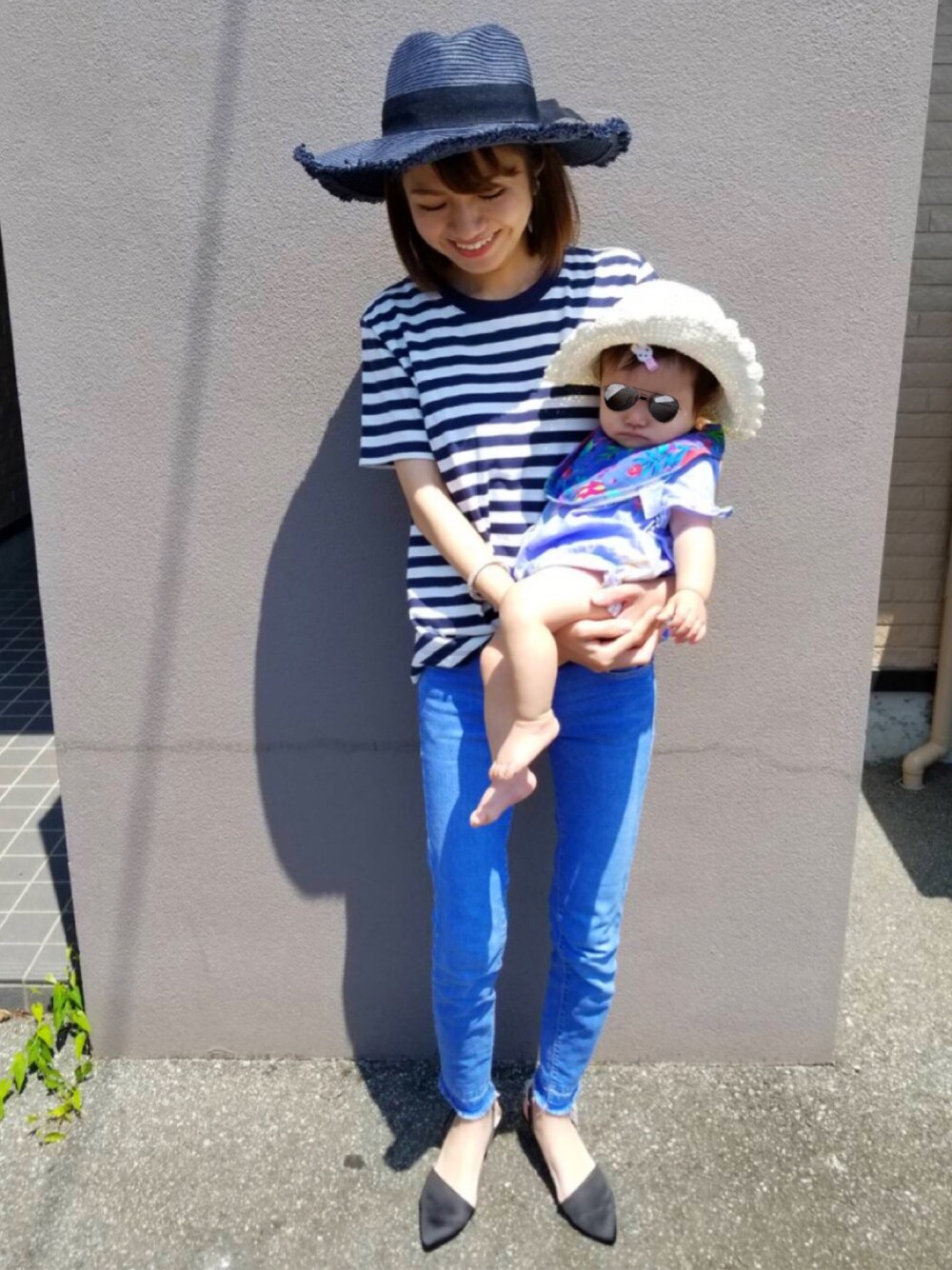「休日コーデ、ママファッション、デニム、シンプルコーデ、GU、ZARA、babygap、UNIQLO」｜「UNIQLOのボーダーラッフルT（半袖）（Tシャツ/カットソー、ブルー系）」を使った、みさんさん（レディース・154cm）の夏コーディネートの1枚目の写真