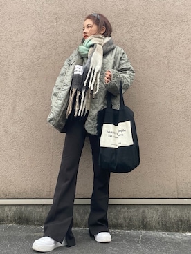 「マフラーコーデ」｜「アイテム（トートバッグ）」を使った、oohaさん（レディース・152cm）の冬コーディネート