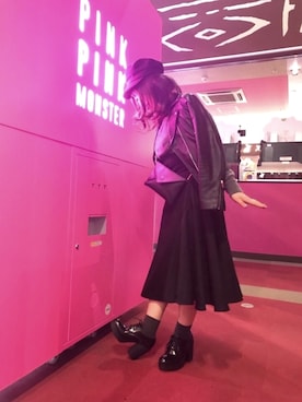 「黒スカート」｜「アイテム（ライダースジャケット）」を使った、まるちゃんさん（レディース・148cm）の秋コーディネート