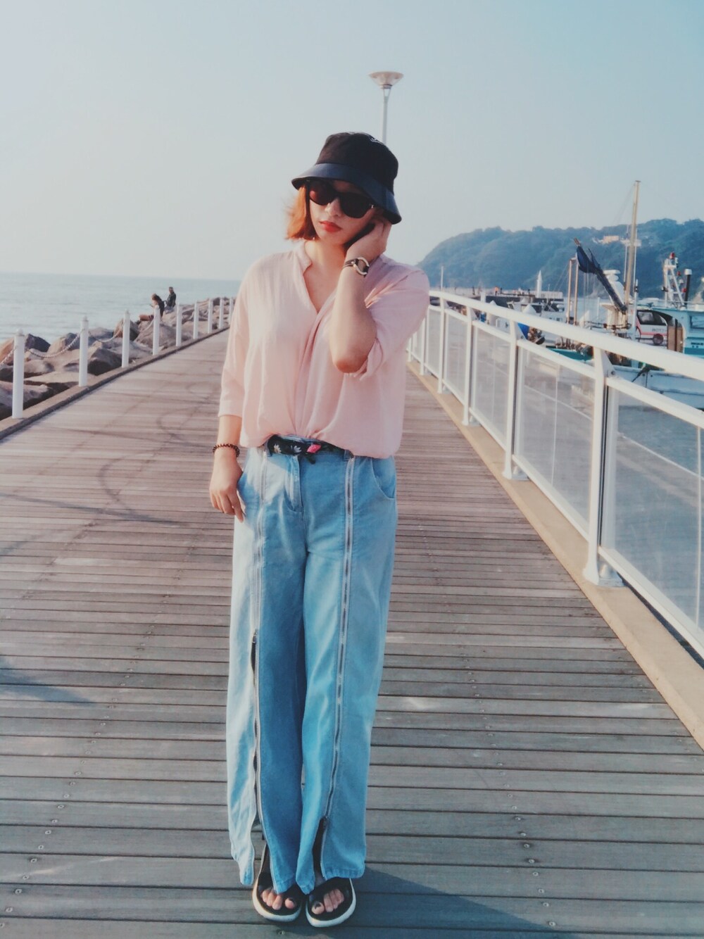 「summer、beach style」｜「TOM FORDのアイテム（サングラス、ブラック系）」を使った、Fairybongbongさん（レディース・169cm）の夏コーディネートの1枚目の写真