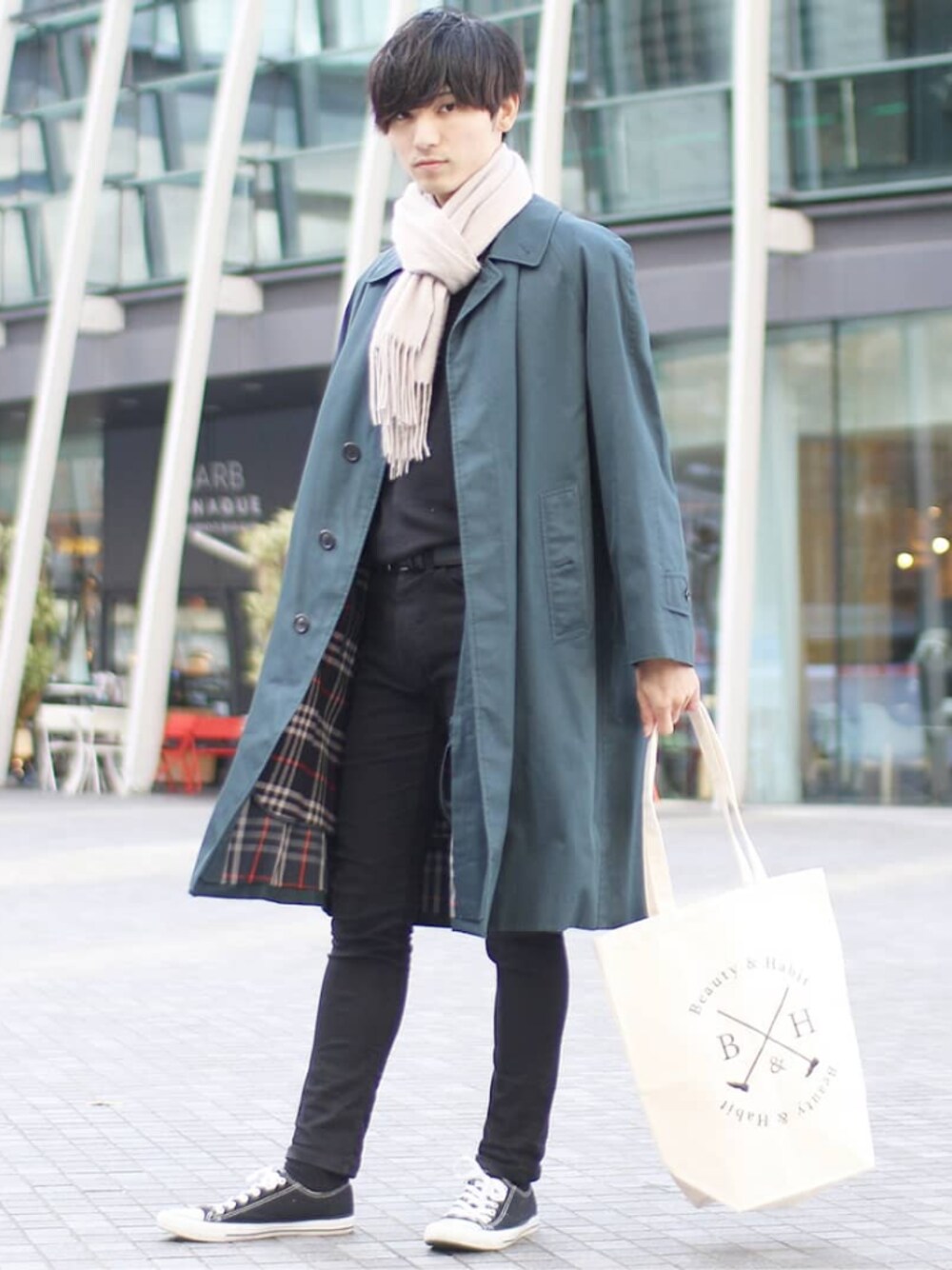 an10. BURBERRY