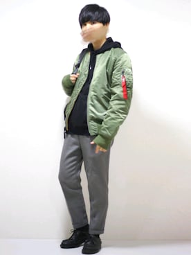 「GUコーデ」｜「アイテム（MA-1）」を使った、ひっちさん（メンズ・172cm）の秋コーディネート