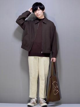 「カフェ」｜「アイテム（ブルゾン）」を使った、ひっちさん（メンズ・172cm）の春コーディネート