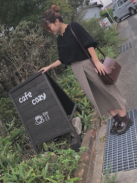 「アイテム（ローファー）」を使った、908さん（レディース・150cm・10代）の秋コーディネート