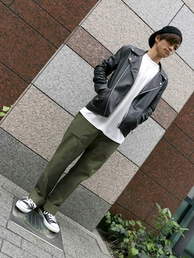 「古着のアイテム（カーゴパンツ、グリーン系）」を使った、TAIGA.さん（メンズ・168cm）の秋コーディネート