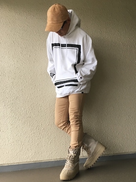 「Yeezy（イージー）のアイテム（ブーツ）」を使った、hiroxさん（メンズ・170cm）の秋コーディネート