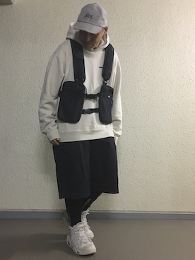 「Yeezy（イージー）のアイテム（レッグウェア）」を使った、hiroxさん（メンズ・170cm）の春コーディネート