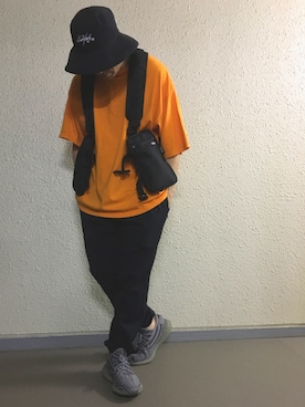 「Yeezy（イージー）のアイテム（パンツ）」を使った、hiroxさん（メンズ・170cm）の春コーディネート
