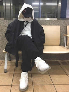 「unrelaxing（アンリラクシング）のアイテム（MA-1）」を使った、hiroxさん（メンズ・170cm）の冬コーディネート