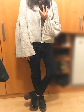 「PULL&BEAR（プルアンドベア）のアイテム（その他シューズ）」を使った、ひかりさん（レディース・163cm）の春コーディネート