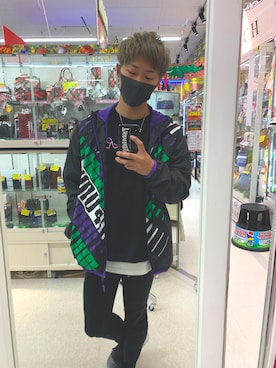 「PUMA（プーマ）のアイテム（ナイロンジャケット）」を使った、昆布だし。さん（メンズ・166cm）の秋コーディネート