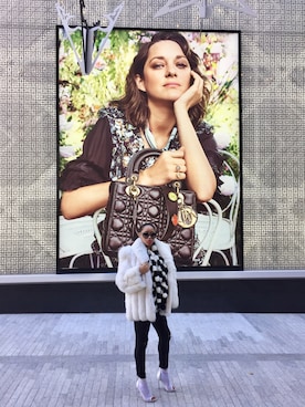 「chanel」｜「アイテム（ダウンジャケット/コート）」を使った、Abby Love さん（レディース・165cm）の冬コーディネート