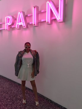 「PRADA（プラダ）のアイテム（スカート）」を使った、Abby Love さん（レディース・165cm）の秋コーディネート