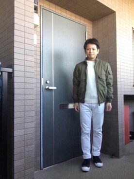 「URBAN RESEARCH（アーバンリサーチ）のアイテム（ミリタリージャケット）」を使った、ノーリンさん（メンズ・165cm）の冬コーディネート