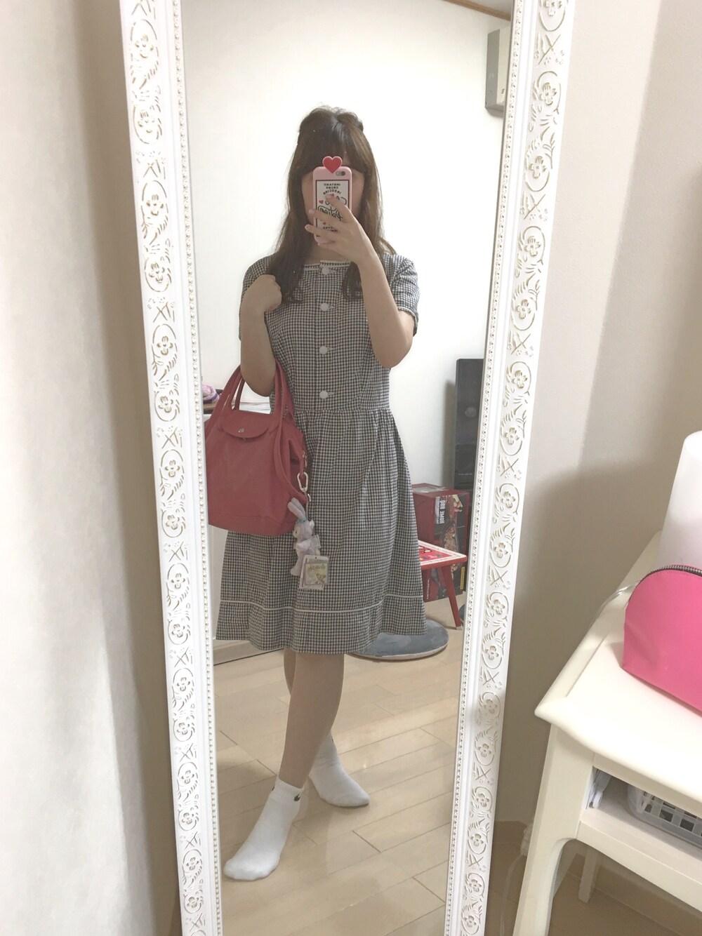 「ギンガムチェック、ワンピース、レベッカブティック、ガーリー、ステッチ、夏、LONGCHAMP、バックパック、お嬢様風、夏コーデ」｜「LEBECCA boutiqueのアイテム（ワンピース、ブラック系）」を使った、nanaさん（レディース・155cm）の夏コーディネートの1枚目の写真
