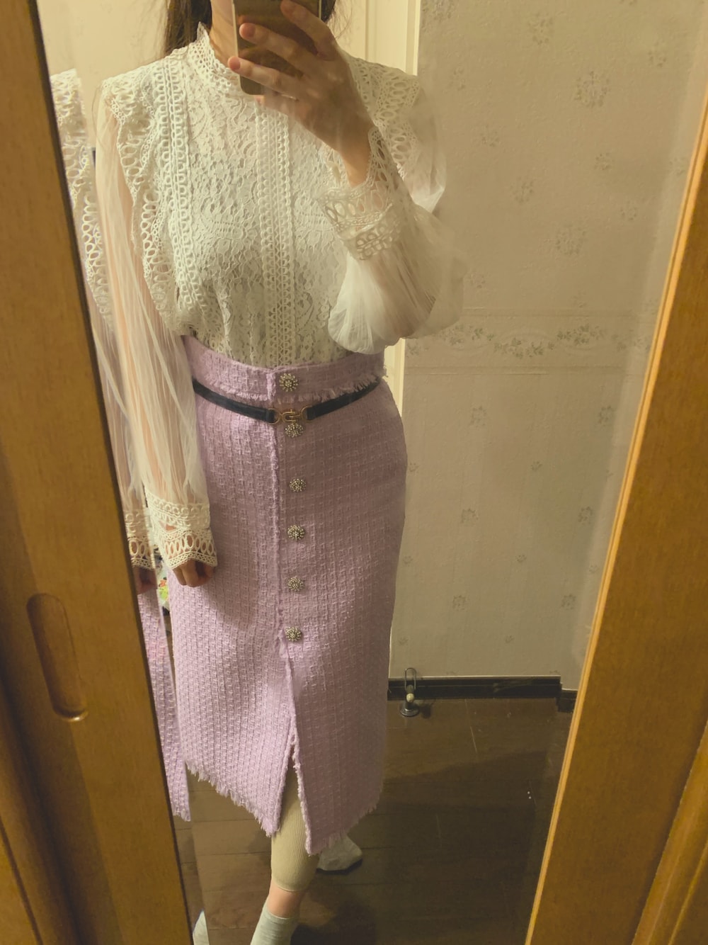 「アルシーヴ(archives)、レース、秋服、ラブアンドピース2019、秋色、ゆるコーデ、カジュアルコーデ、おしゃれさんと繋がりたい、秋のコーデ、オトナ女子」｜「ZARAのアイテム（スカート、パープル系）」を使った、nanaさん（レディース・155cm）の秋コーディネートの1枚目の写真