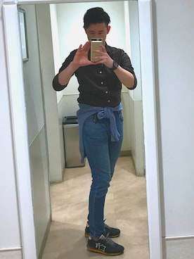 「アズーロ・エ・マローネ」｜「アイテム（ニット/セーター）」を使った、ヨッピーさん（メンズ・184cm）の冬コーディネート
