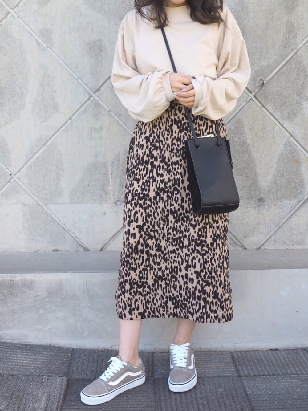 shino◡̈*❤︎さんの「Leopard slit skirt（LAULEN）」を使ったコーディネート