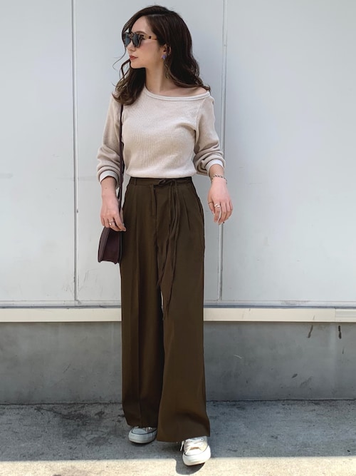 Shino Laulenのtシャツ カットソーを使ったコーディネート Wear