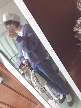 「ブルー x ホワイト」｜「アイテム（バレエシューズ）」を使った、ユズルさん（レディース・150cm）の冬コーディネート