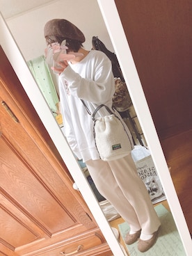 「バックプリント」｜「アイテム（ハンチング/ベレー帽）」を使った、ユズルさん（レディース・150cm）の冬コーディネート