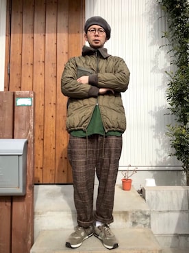 「アイテム（ミリタリージャケット）」を使った、KONAKAさん（メンズ・172cm）の冬コーディネート