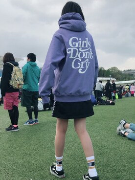 girls don't cry パーカー