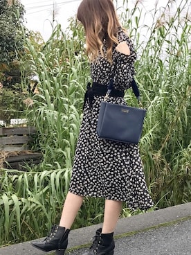 「Janiss（ジャニス）のアイテム」を使った、JANISS STAFFさん（レディース・160cm）の秋コーディネート