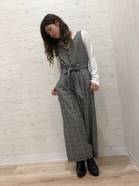 「Janiss（ジャニス）のアイテム」を使った、JANISS STAFFさん（レディース・160cm）の秋コーディネート