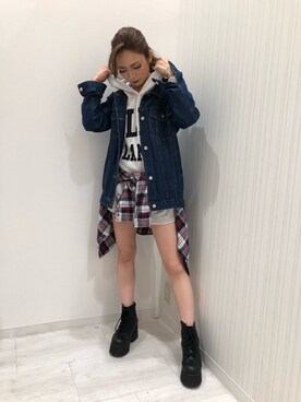 「Janiss（ジャニス）のアイテム」を使った、JANISS STAFFさん（レディース・160cm）の秋コーディネート