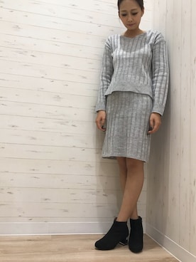 「アイテム（サロペット/オーバーオール、グレー系）」を使った、JANISS STAFFさん（レディース・160cm）の秋コーディネート