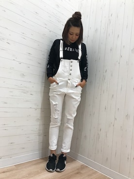 「アイテム（オールインワン・サロペット、ホワイト系）」を使った、JANISS STAFFさん（レディース・160cm）の秋コーディネート