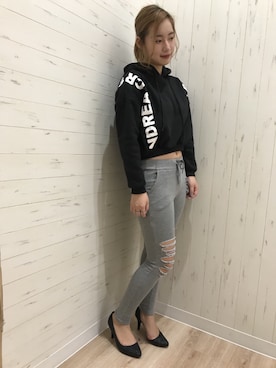 「Janiss（ジャニス）のアイテム」を使った、JANISS STAFFさん（レディース・160cm）の冬コーディネート