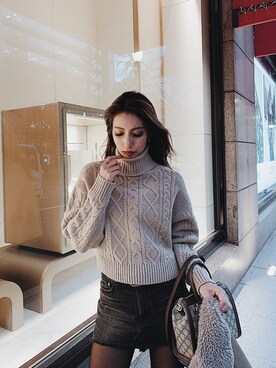 「RESEXXY（リゼクシー）のショートケーブルニットトップス（ニット/セーター、ベージュ系）」を使った、yukino さん（レディース・164cm）の秋コーディネート