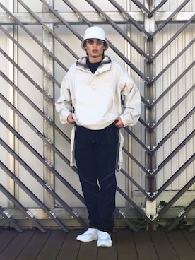「STAMPD（スタンプド）のアイテム（ジャケット/アウター）」を使った、松本 幸さん（メンズ・180cm）の秋コーディネート
