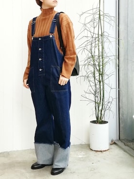 「I am I in fact...（アイアムアイインファクト）のアイテム（サロペット/オーバーオール）」を使った、I am I ONEROOMさん（レディース・164cm）の冬コーディネート