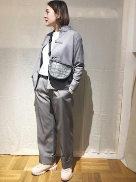 「I am I in fact...（アイアムアイインファクト）のアイテム（その他アウター）」を使った、I am I ONEROOMさん（レディース・166cm）の冬コーディネート