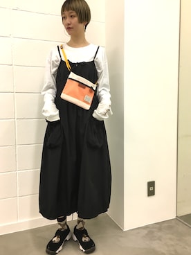 「アイテム（ショルダーバッグ、オレンジ系）」を使った、I am I ONEROOMさん（レディース・168cm）の春コーディネート